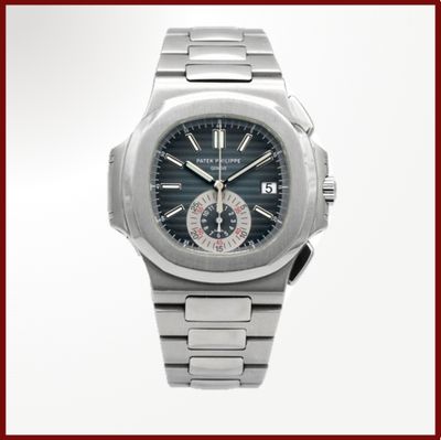 une photo d'une montre au cadran bleu