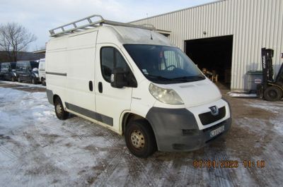PEUGEOT BOXER - Genre : CTTE - Carrosserie : FOURGON - Energ…