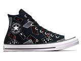 Converse All Star Hi noires avec des étoiles rouges et blanches