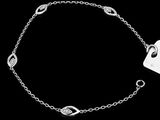 bracelet plaqué argent orné d'un cœur et d'une clé sur fond noir