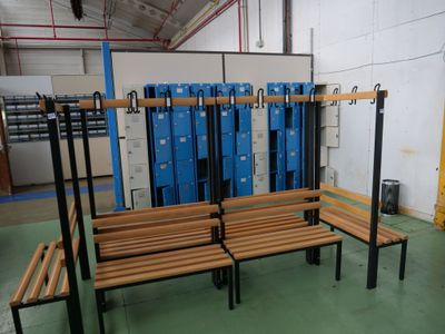 1 Ensemble DE 9 Bancs DE Vestiaire Demontables, Dimension 10…