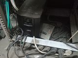 a bunch of wires that are connected to a computer