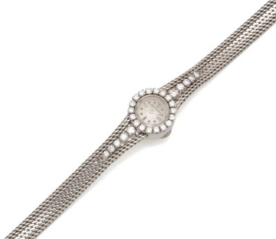 Montre Seiko Dame Quartz – Boîtier Et Bracelet Dorés Acier, Cadran Nacre Chiffres Romains, état Comme Neuf