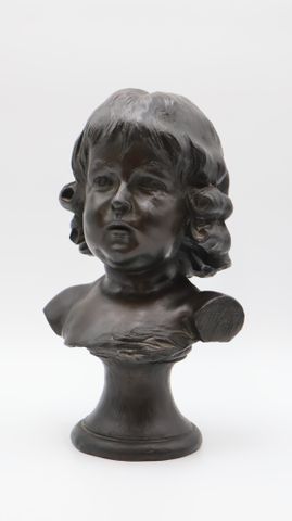 Buste d’enfant en bronze, marqué en creux sur l’épaule Mle de SAR...