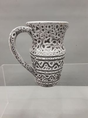 AUSTRUY Jean (1910-2012): Pichet en céramique.