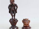paire de figurines chinoises sculptées représentant un homme et un chien