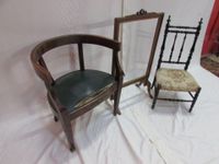 Lot comprenant une chaise chauffeuse en bois noirci et tourn… (photo 3)