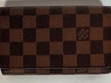 Portefeuille Louis Vuitton Damier avec bandoulière à chaîne