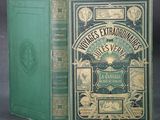 la couverture et le dos d'un livre vert orné de dorures