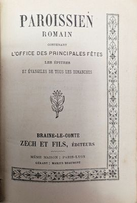 un vieux livre sur lequel figure l'image d'une plante