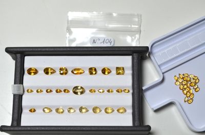 Un lot de 19 cts de citrines facettées (tailles et formes di…