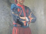 tableau représentant une femme vêtue d'une robe rouge et bleue, debout, les bras croisés