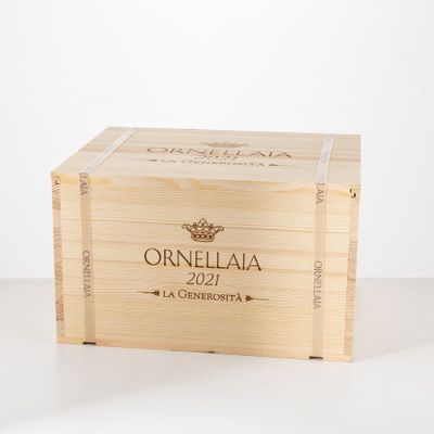 an image of a wooden box with a wine label on it