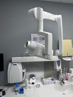 1 unité de dentiste de 2014 comprenant : (photo 6)