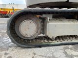 a close up view of the front end of a bulldozer