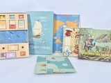 un grand nombre de livres posés sur une table