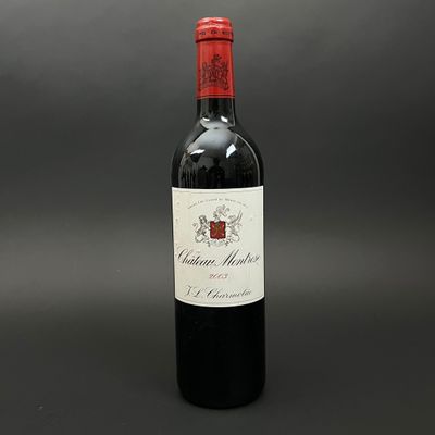 Une bouteille de Château Montrose, 2003, J-L Charmolüe