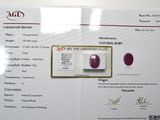 un certificat sur lequel figure l'image d'un diamant rouge
