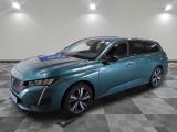 Le nouveau SUV hybride Toyota Mira est exposé dans un showroom situé au siège social de l'entreprise.