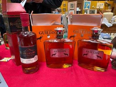 2 bouteilles de whisky Distillerie Guillon - Photo 1