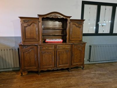 Buffet deux-corps en bois à six vantaux, deux tiroirs et tro…