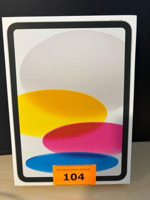 Le coffret du nouvel iPad 11 est ouvert