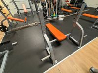1 flat bench (banc de musculation) MATRIX (photo 2)