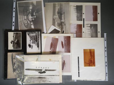 AVIATION Lot de photographies anciennes dont photo d'agence …