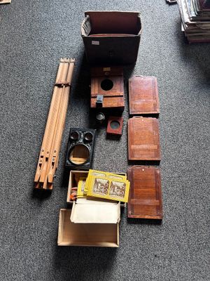a lot of items that are sitting on the floor