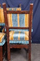 Suite de quatre hautes chaises en bois sculpté et teinté, le… (photo 3)