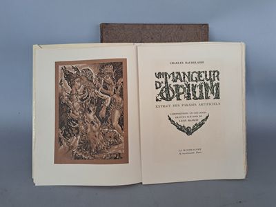 un livre ouvert avec la photo d'un homme et d'une femme