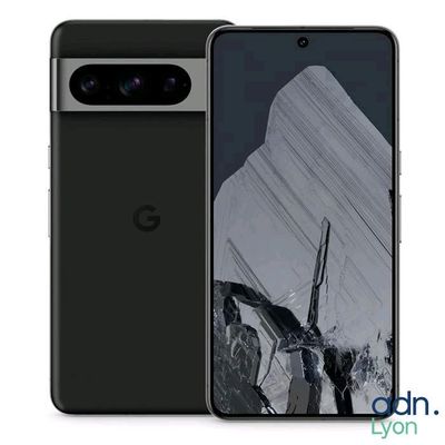 vue arrière et latérale d'un téléphone Google Pixel noir