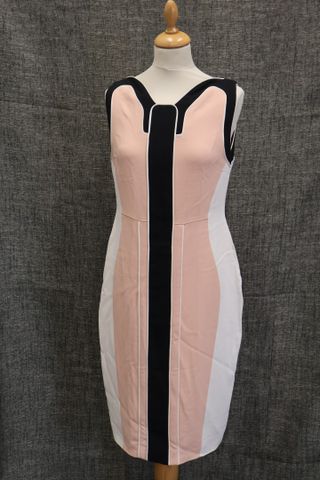 Antonio BERARDI – Jolie robe en tissu noir, blanc et rose à effet...