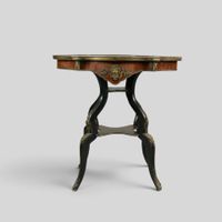 Petite table d'appoint ou guéridon en bois de placage et mar… (photo 2)