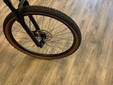 a bike that is sitting on the floor in the room