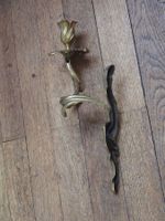 PAIRE D'APPLIQUES à un bras de lumière en bronze ciselé et d… (photo 5)
