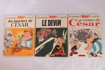 trois bandes dessinées sont alignées les unes à côté des autres sur une surface blanche