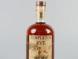 une bouteille de whisky « Templeton Rye Small Batch » sur fond blanc
