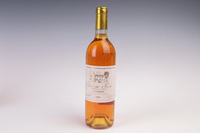 a bottle of wine that is sitting on a table