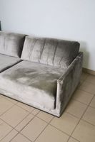 Paire de canapés en velours gris trois places (photo 2)