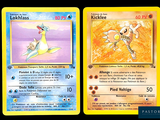 deux cartes Pokémon présentant des motifs différents sur un fond noir