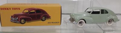 DINKY TOYS peugeot 203