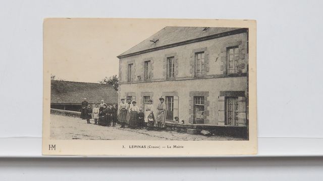 Lépinas La Mairie. HM3. TBE.