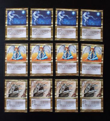 gros plan d'un jeu de cartes sur une table