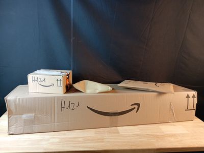 Lot de 4 colis Mystere (Retour Amazon,NPAI, Adresse incomple…