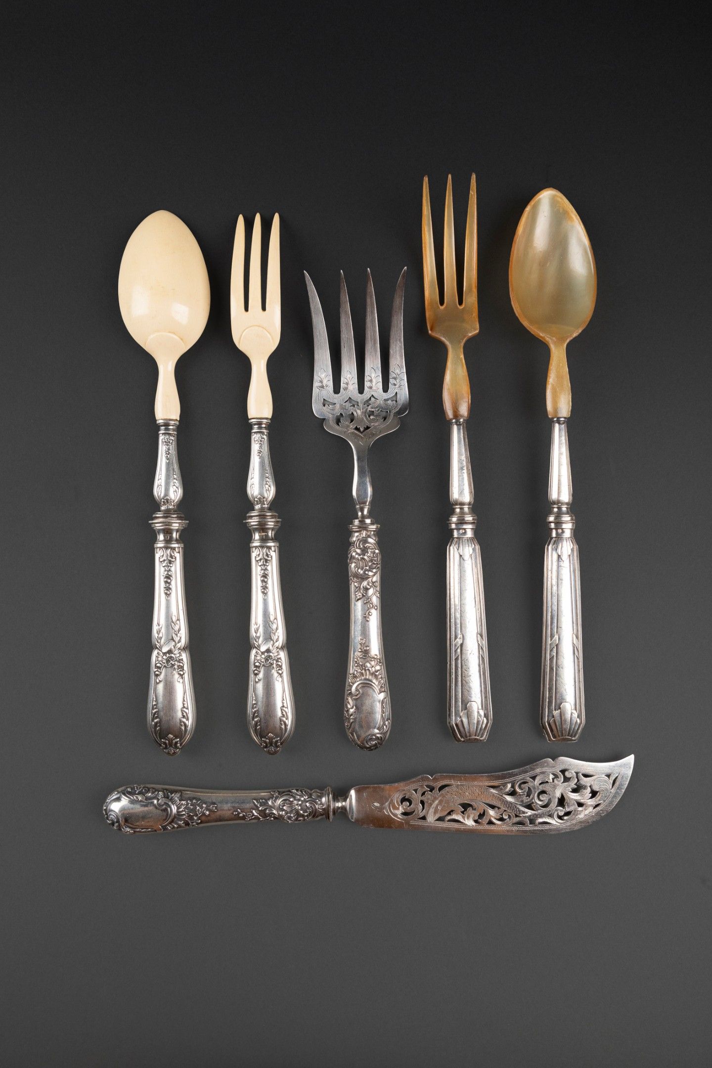 Objets d'art & Curiosités