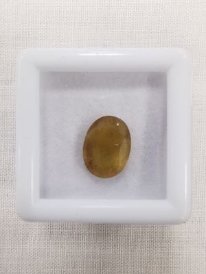 SAPHIR yellow Africa ovale 11,3 x 8,5 3,68ct