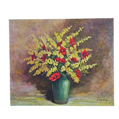 une peinture de fleurs dans un vase vert sur une table