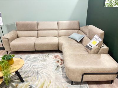 Canapé d'angle CASSIE H&H (pv 4499€) en tissu beige - Photo 1