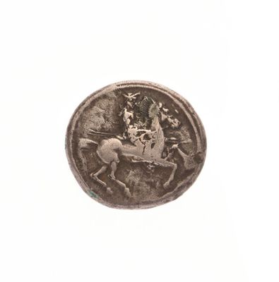 une image représentant une pièce de monnaie sur laquelle figurent un cheval et un cavalier